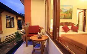 Kt. Kuaya Home Stay